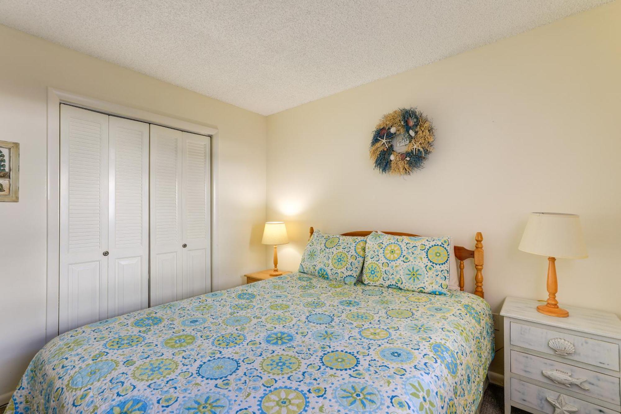 Central Cocoa Beach Condo With View, Steps To Beach! Eksteriør bilde