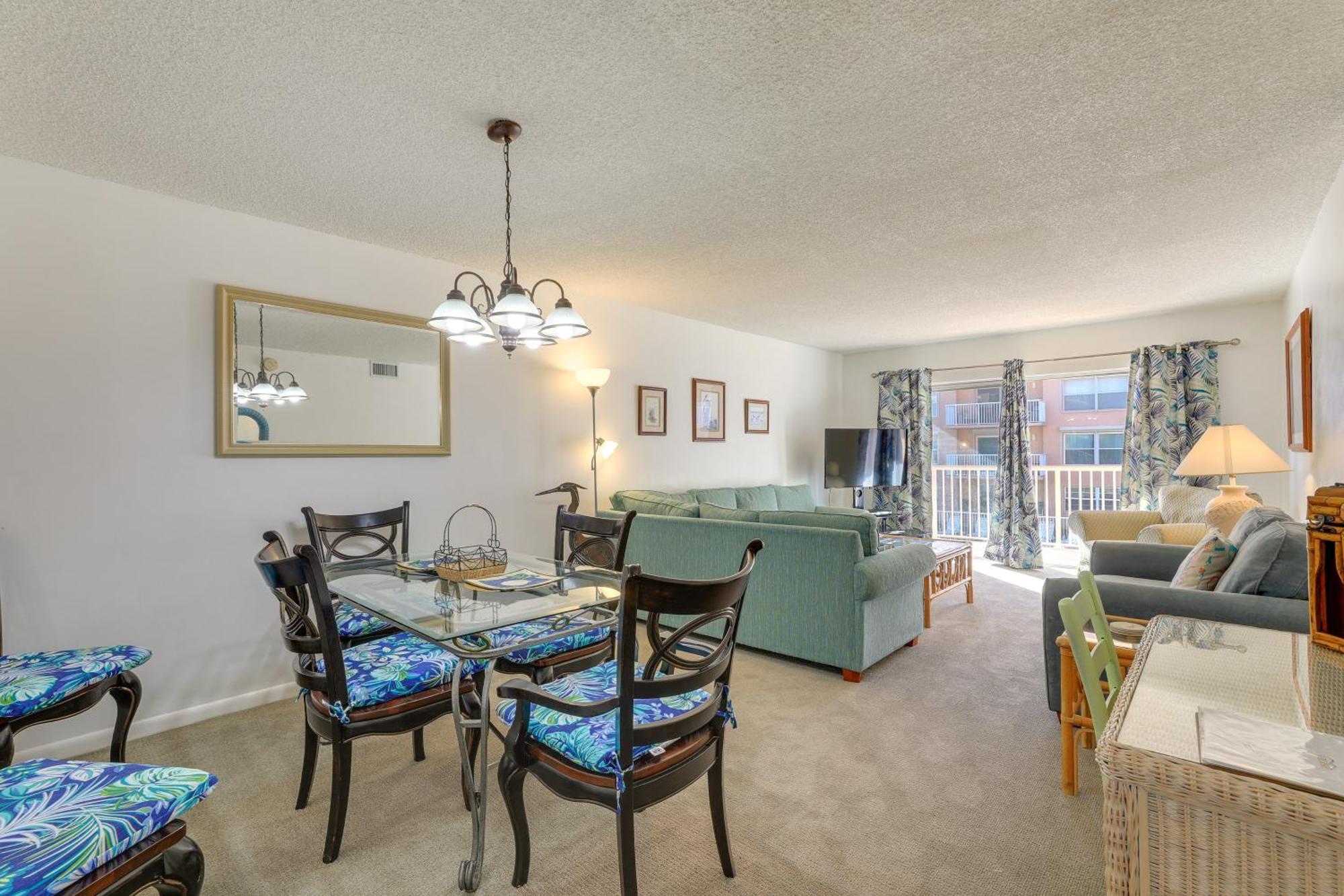 Central Cocoa Beach Condo With View, Steps To Beach! Eksteriør bilde