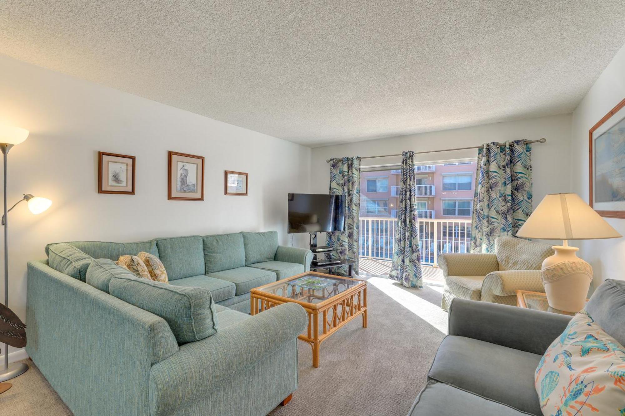 Central Cocoa Beach Condo With View, Steps To Beach! Eksteriør bilde